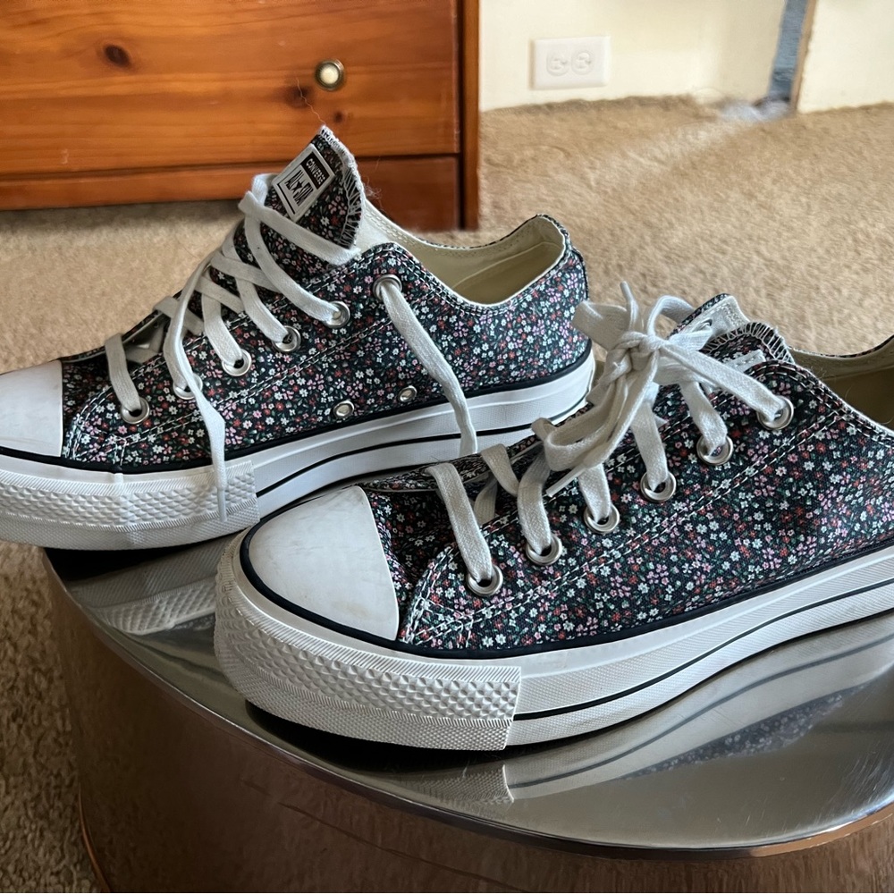 Converse CTAS Lift Womens Shoes Floral Platform Sneakers